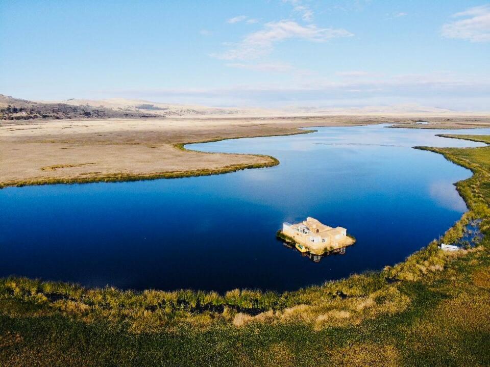 Qhapaq Lago Titicaca - Peru Puno Eksteriør billede